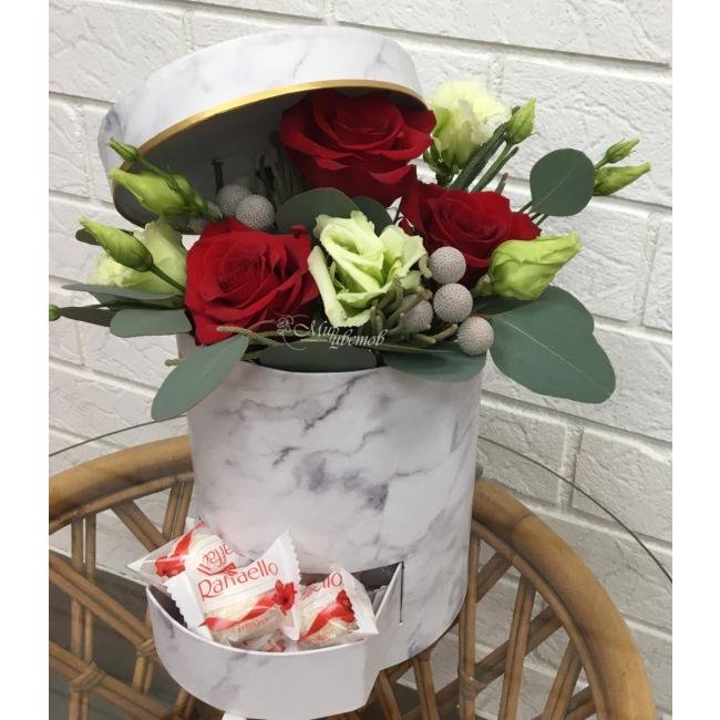 Композиция Очаровательной особе