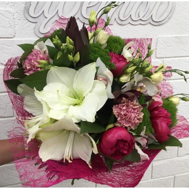 Сборный букет «Мелодия Цветов»