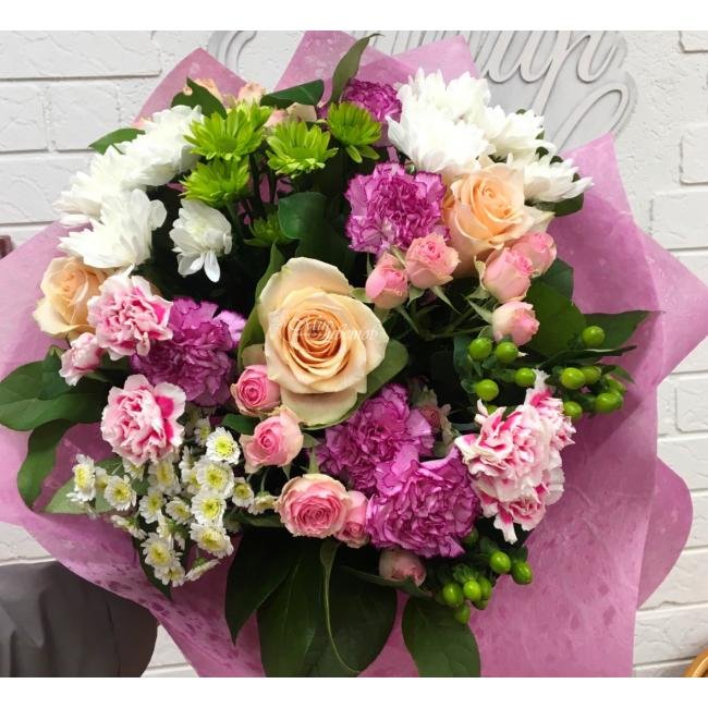 Сборный букет «Нежность девушки»