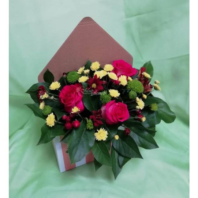 Композиция в коробке Поздравительное письмо