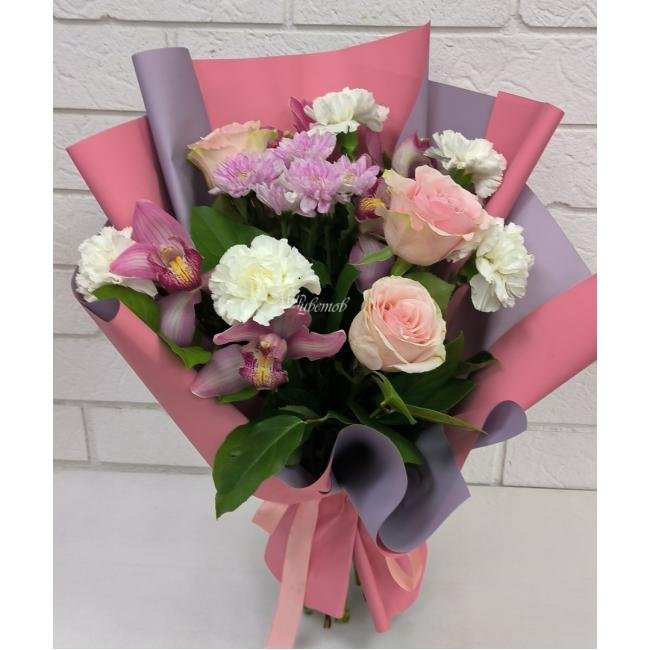 Сборный букет «Таинственное очарование»