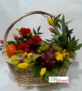 Корзина с фруктами