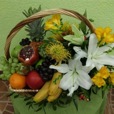 Фруктовая корзина