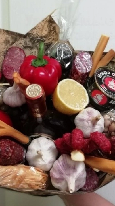 Съедобный букет «Вкус и цвет»
