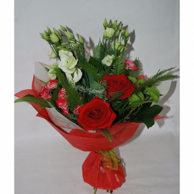 Сборный букет «Дарите красоту»