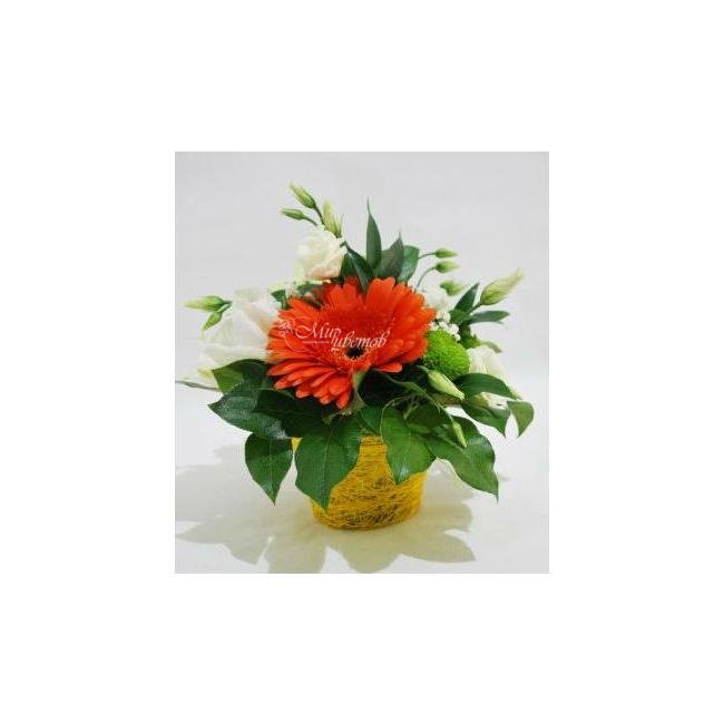 Композиция в корзине «Скромно, со вкусом»