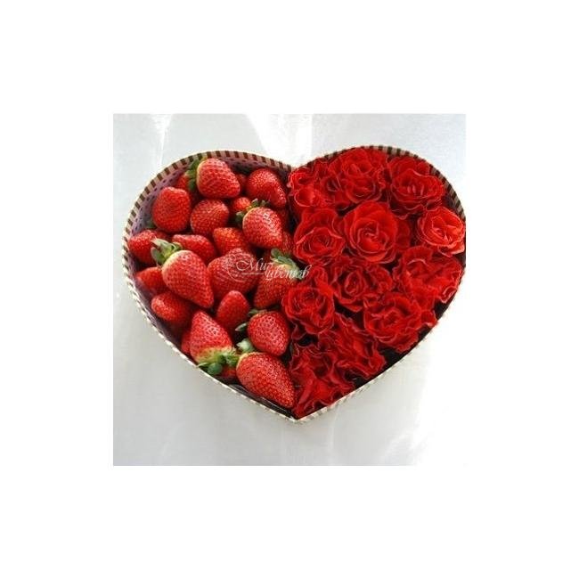 Композиция с клубникой Сокровенная мечта