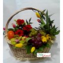 Корзина с фруктами